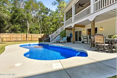 111 SW 22nd Street, Oak Island, NC 28465 - Photo 8