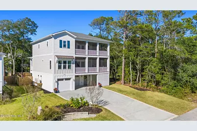 111 SW 22nd Street, Oak Island, NC 28465 - Photo 6