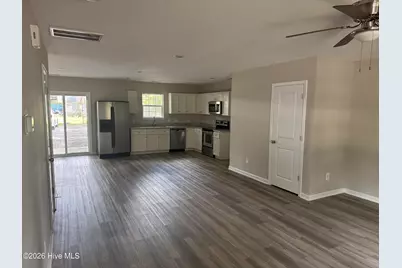 235 Greenville Avenue, Wilmington, NC 28403 - Photo 2
