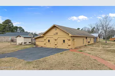 303 N Lincoln Street, Benson, NC 27504 - Photo 54
