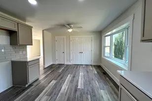 410 Loma Linda Dr, Cape Carteret, NC 28584 - Photo 14