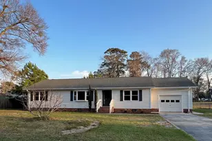 410 Loma Linda Dr, Cape Carteret, NC 28584 - Photo 2