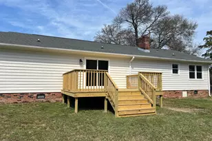 410 Loma Linda Dr, Cape Carteret, NC 28584 - Photo 4