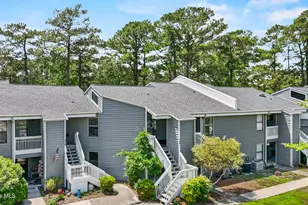 718 Azalea Dr, Hampstead, NC 28443 - Photo 2