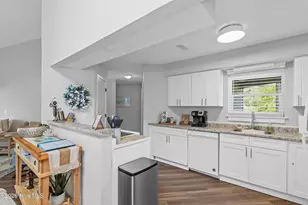 718 Azalea Dr, Hampstead, NC 28443 - Photo 6