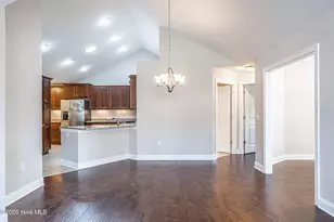 117 W Chelsea Ct, Southern Pines, NC 28387 - Photo 6