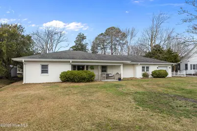1309 Live Oak Street, Beaufort, NC 28516 - Photo 1