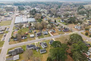102 E Purvis St, Robersonville, NC 27871 - Photo 14