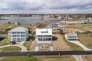 314 Easy St, Cape Carteret, NC 28584 - Photo 8