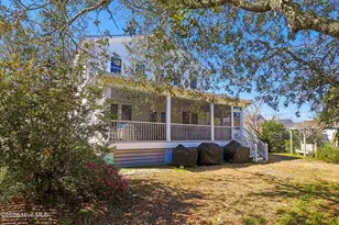 819 Broad St, Beaufort, NC 28516 - Photo 50