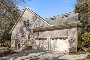 121 Oakleaf Dr, Pine Knoll Shores, NC 28512 - Photo 32
