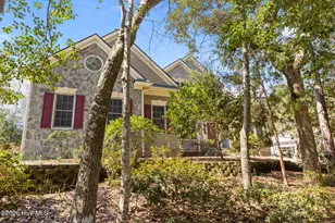 121 Oakleaf Dr, Pine Knoll Shores, NC 28512 - Photo 2