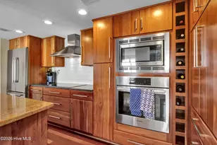 322 Causeway Dr, Wrightsville Beach, NC 28480 - Photo 6
