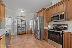 2208 Evans St, Morehead City, NC 28557 - Photo 20