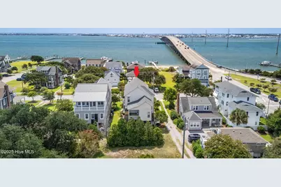 2208 Evans Street, Morehead City, NC 28557 - Photo 4