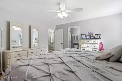 525 W Edwards Street, Princeton, NC 27569 - Photo 16