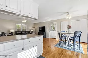 525 W Edwards St, Princeton, NC 27569 - Photo 10