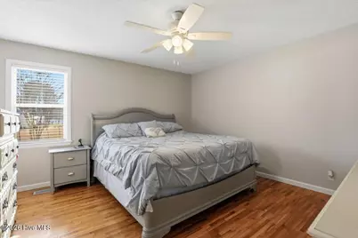 525 W Edwards Street, Princeton, NC 27569 - Photo 24