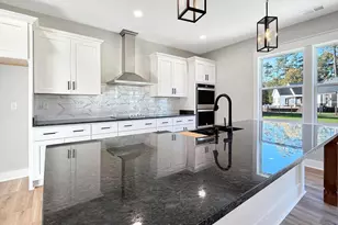 305 Spinnaker St, Elizabeth City, NC 27909 - Photo 10