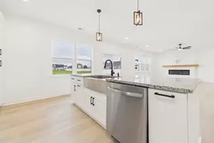 305 Spinnaker St, Elizabeth City, NC 27909 - Photo 14