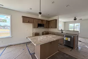 13 Sundrops Trl, Dunn, NC 28334 - Photo 2