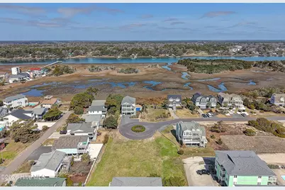 1064 Tide Ridge Drive, Holden Beach, NC 28462 - Photo 14