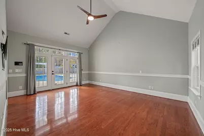 213 W Stevens Street, Smithfield, NC 27577 - Photo 22