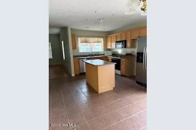 623 Trevis Lane, Wilmington, NC 28412 - Photo 2