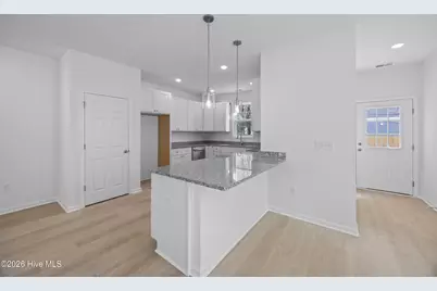 709 W Hayes Street, Burgaw, NC 28425 - Photo 12