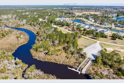 246 Kings Creek Crossing, Holly Ridge, NC 28445 - Photo 10