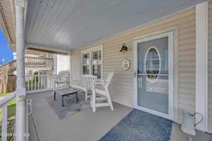 510 Canal Dr, Carolina Beach, NC 28428 - Photo 8