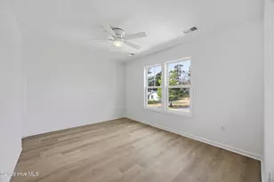 711 W Hayes St, Burgaw, NC 28425 - Photo 28