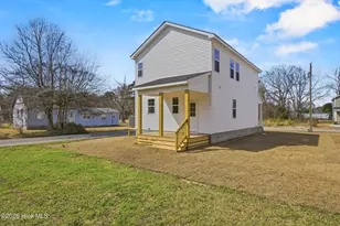 711 W Hayes St, Burgaw, NC 28425 - Photo 34