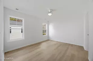 711 W Hayes St, Burgaw, NC 28425 - Photo 18