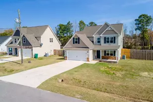 104 Cameo Ct, Jacksonville, NC 28540 - Photo 2