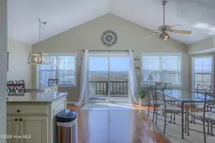 314 Bay Cir, North Topsail Beach, NC 28460 - Photo 2
