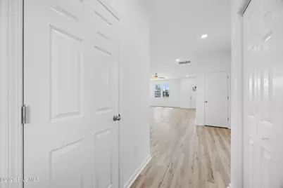 310 S Vann Street, Burgaw, NC 28425 - Photo 16