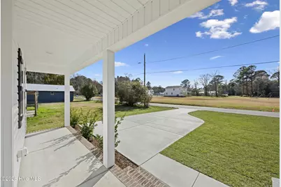 310 S Vann Street, Burgaw, NC 28425 - Photo 4