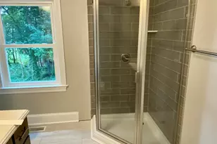 1910 E 9th St, Greenville, NC 27858 - Photo 10
