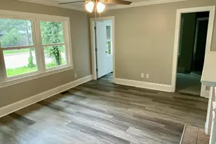 1910 E 9th St, Greenville, NC 27858 - Photo 12