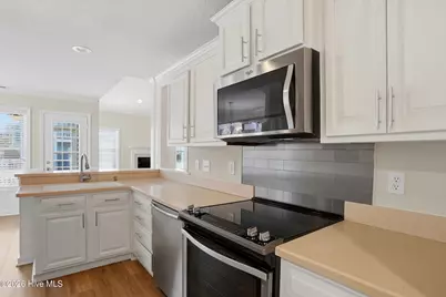 718 Sloop Pointe Lane, Kure Beach, NC 28449 - Photo 14