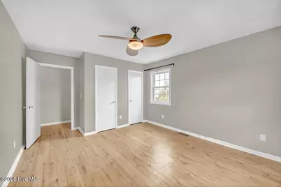 215 Atlanta Avenue #Apt 3c, Carolina Beach, NC 28428 - Photo 8