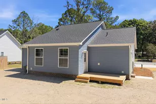 1304 W Canal St, Tarboro, NC 27886 - Photo 2