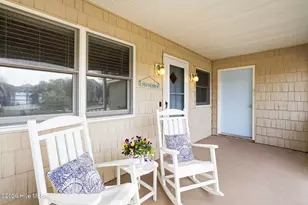 132 NE 32nd St, Oak Island, NC 28465 - Photo 6