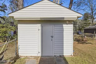 503 Sterlingworth St, Windsor, NC 27983 - Photo 38