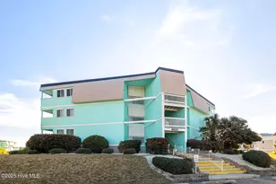 301 E Commerce Way, Atlantic Beach, NC 28512 - Photo 2