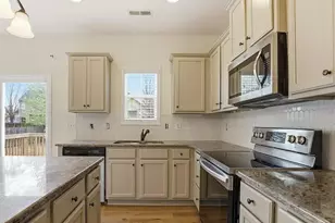 308 Chamberlain Dr, Clayton, NC 27527 - Photo 6