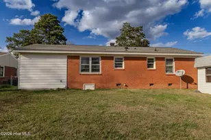 1108 E 10th St, Lumberton, NC 28358 - Photo 8