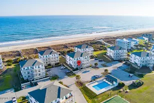 2909 Pointe W Dr, Emerald Isle, NC 28594 - Photo 2
