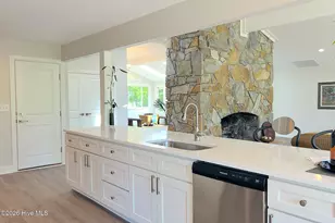 244 Shoreline Dr, New Bern, NC 28562 - Photo 16